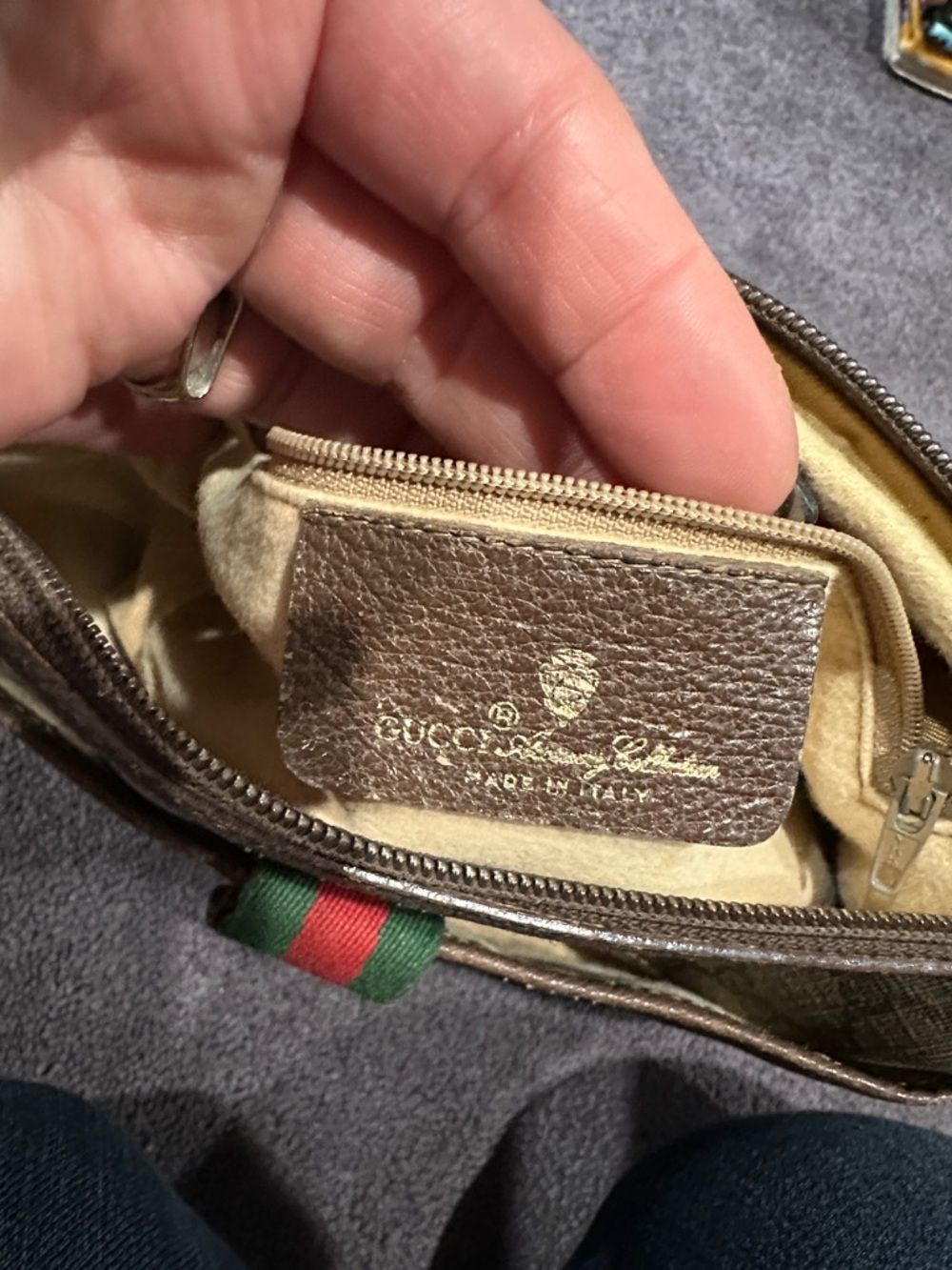 Gucci Beige Brown GG Canvas Crossbody with Green-Red Web Detail - Picture 12 of 17